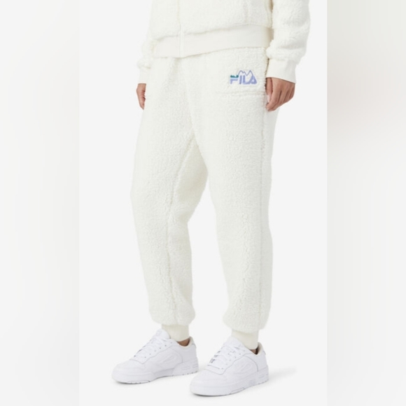 Freyja Sherpa Jogger by FILA - Picture 2 of 2